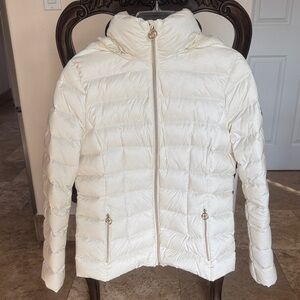 NWOT Michael Kors Women's Off-White Packable Hooded Puffer Coat, Size M.